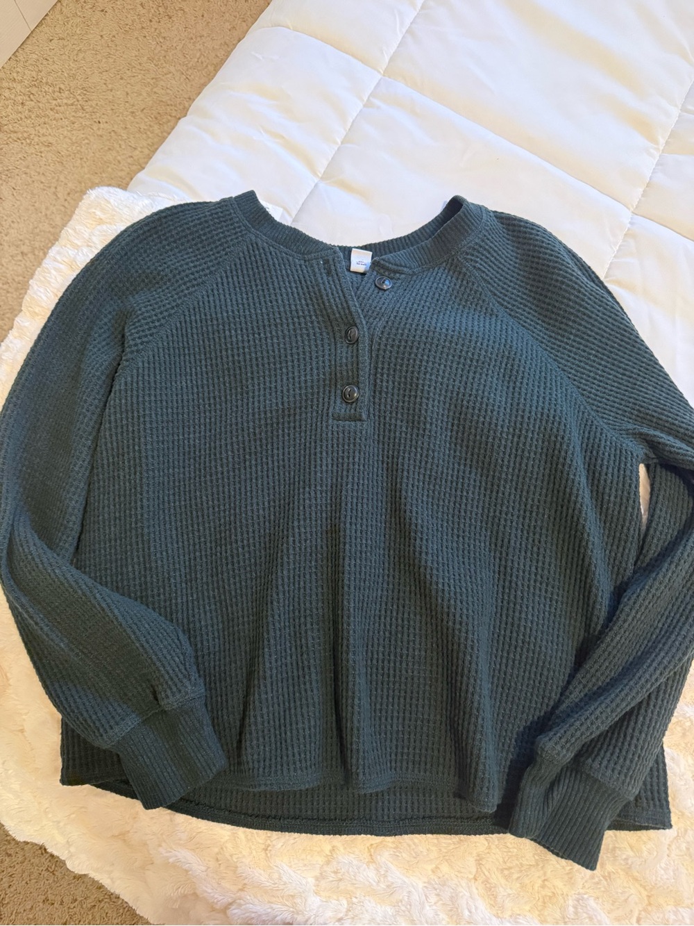 Thermal Henley Long-Sleeve Top in Dark Green
